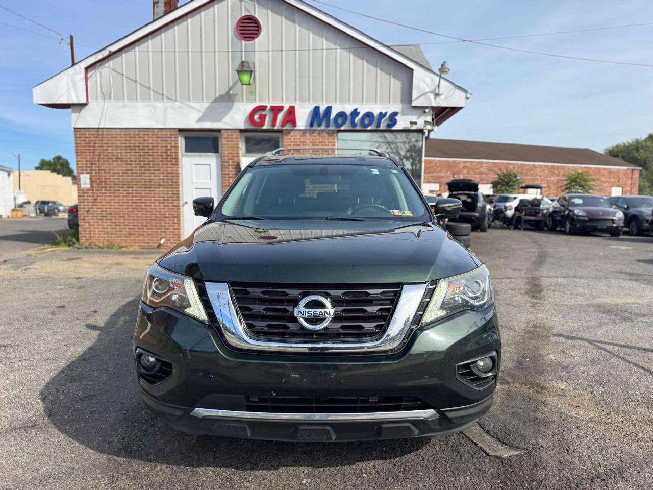 Nissan Pathfinder 4x4 SL 2018