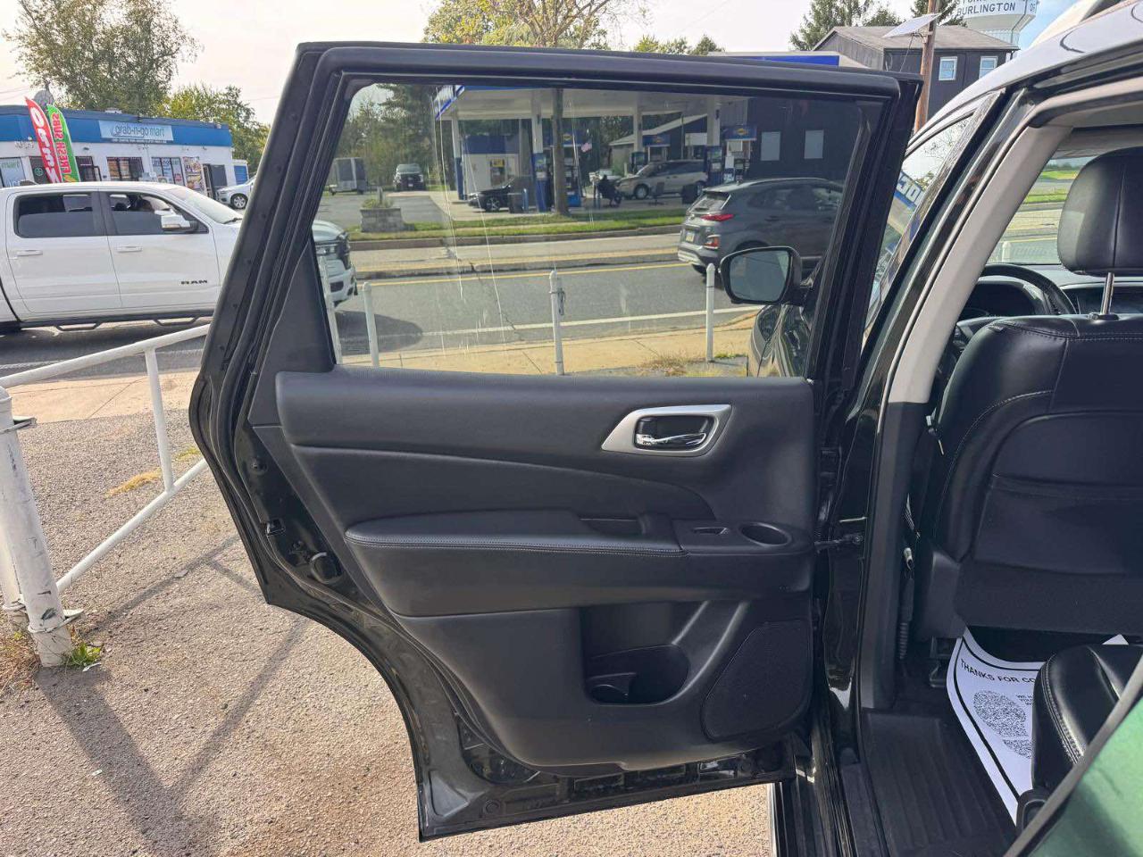 Nissan Pathfinder 4x4 SL 2018