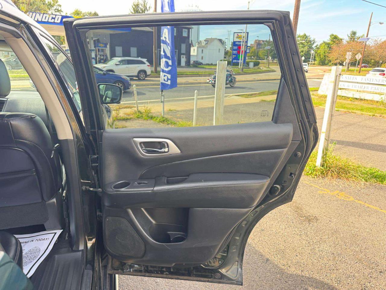 Nissan Pathfinder 4x4 SL 2018