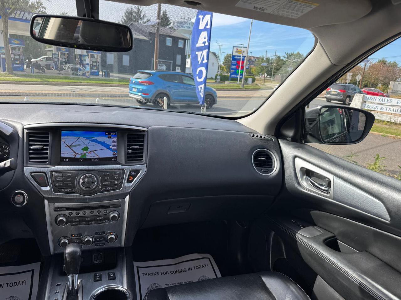 Nissan Pathfinder 4x4 SL 2018