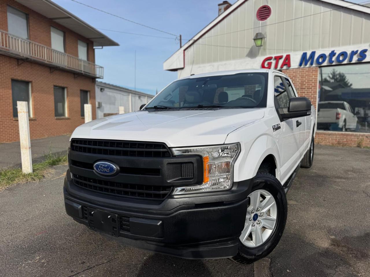 Ford F-150 Lariat 2WD SuperCab 8' Box 2019