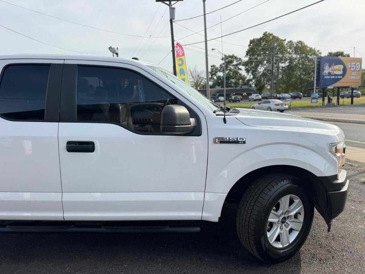 Ford F-150 Lariat 2WD SuperCab 8' Box 2019
