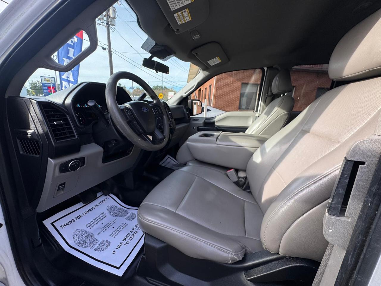 Ford F-150 Lariat 2WD SuperCab 8' Box 2019