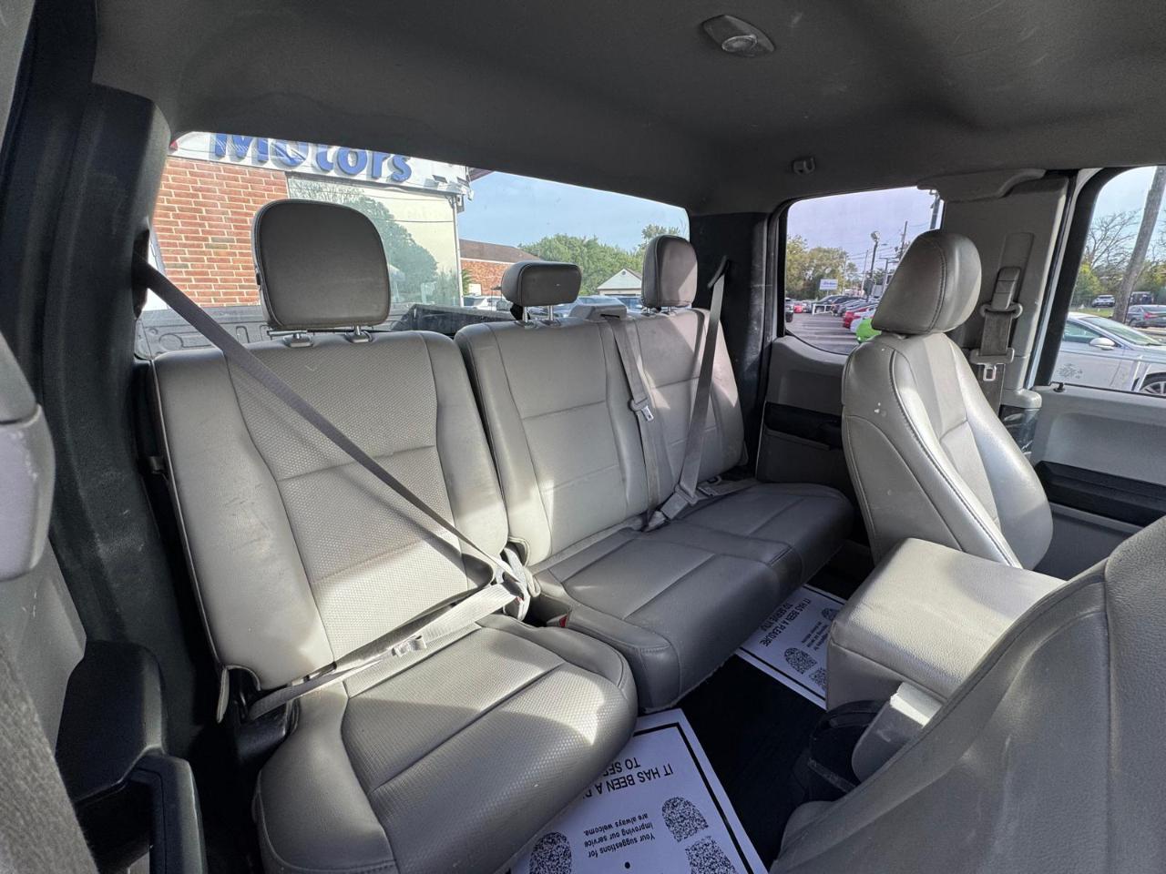 Ford F-150 Lariat 2WD SuperCab 8' Box 2019