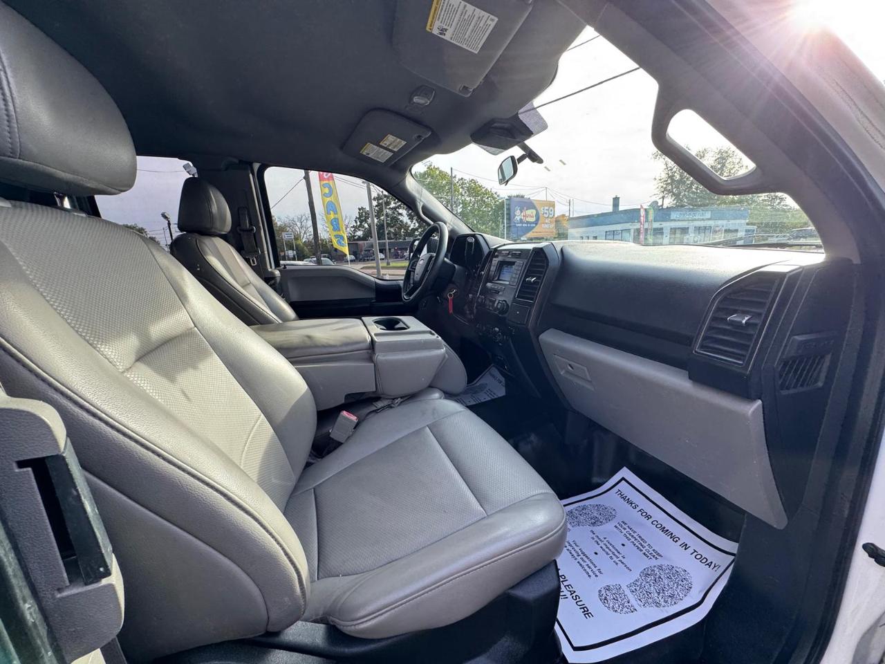 Ford F-150 Lariat 2WD SuperCab 8' Box 2019
