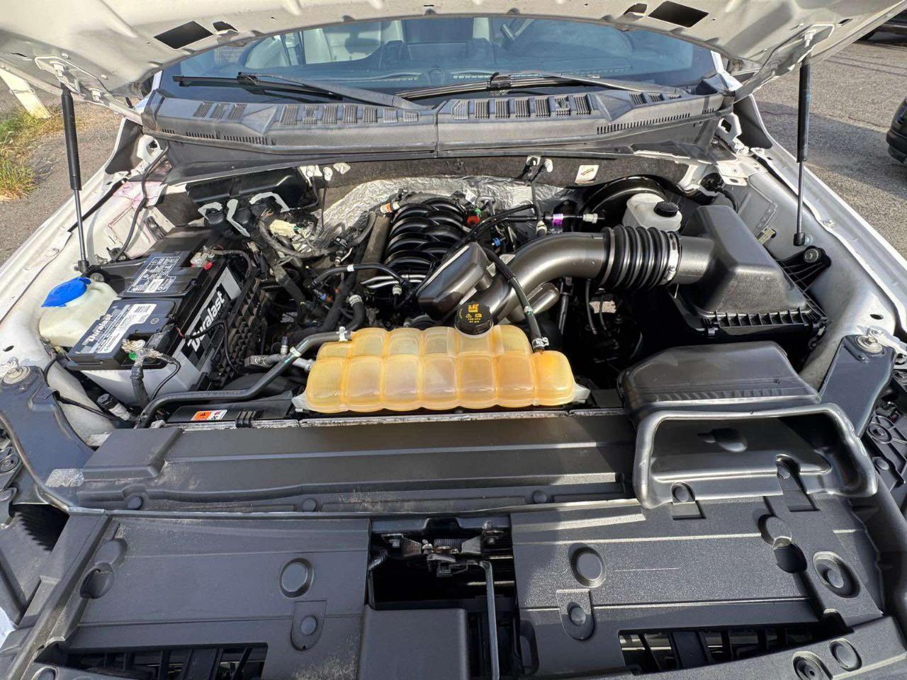 Ford F-150 Lariat 2WD SuperCab 8' Box 2019