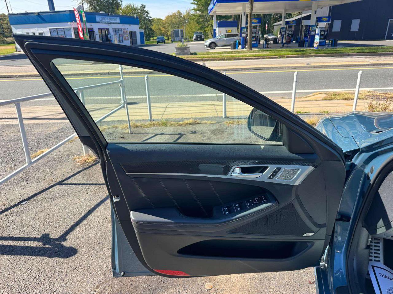 Genesis G80 3.3T Sport RWD 2018