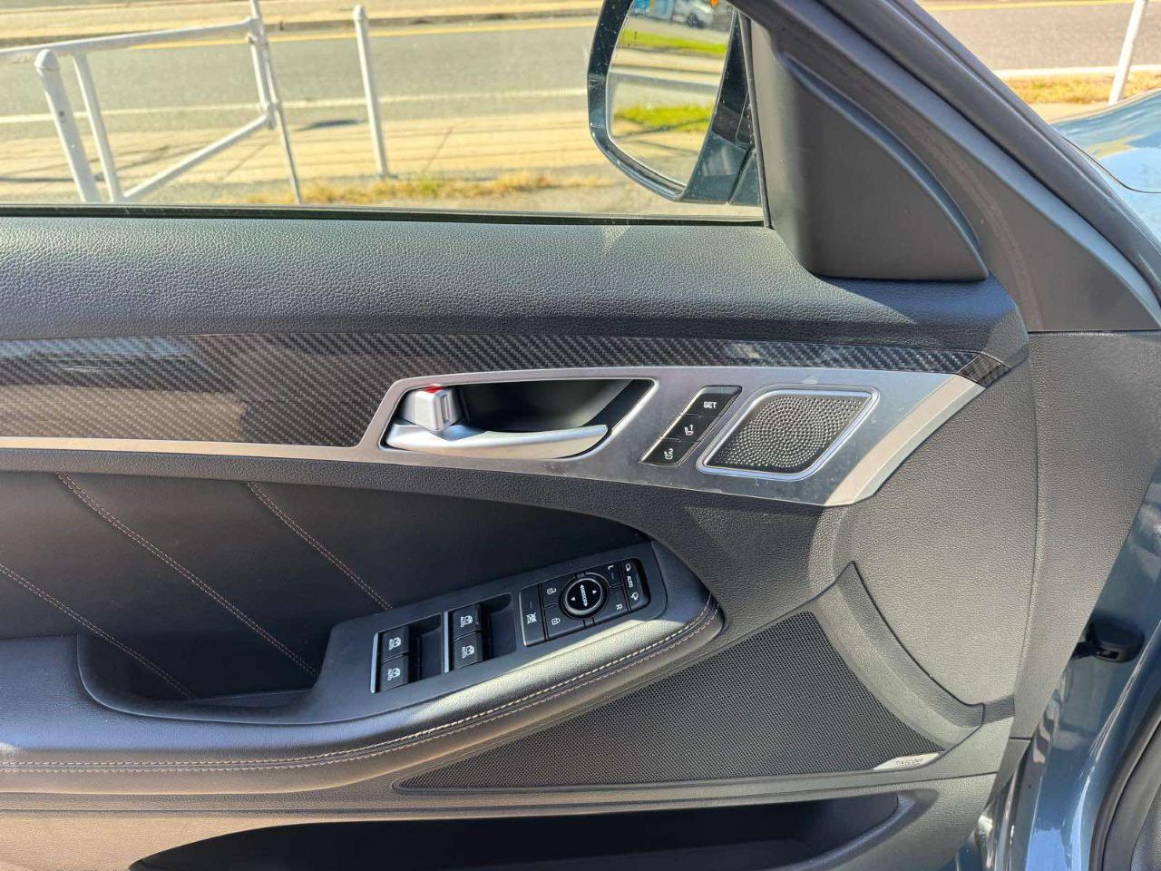 Genesis G80 3.3T Sport RWD 2018