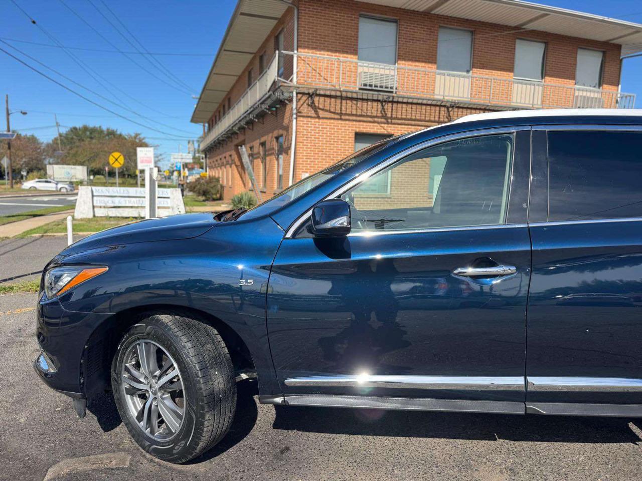Infiniti QX60 LUXE AWD 2020