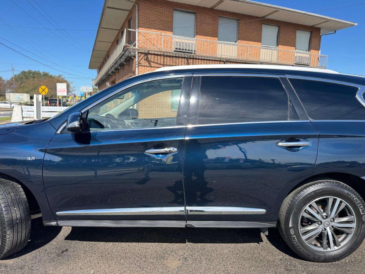 Infiniti QX60 LUXE AWD 2020