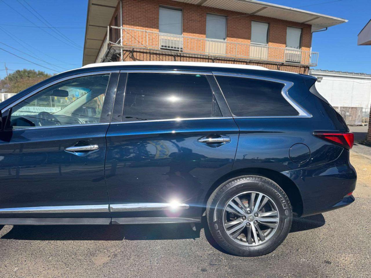 Infiniti QX60 LUXE AWD 2020