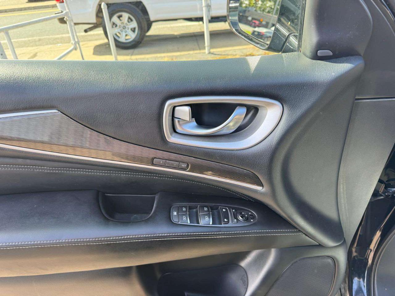 Infiniti QX60 LUXE AWD 2020