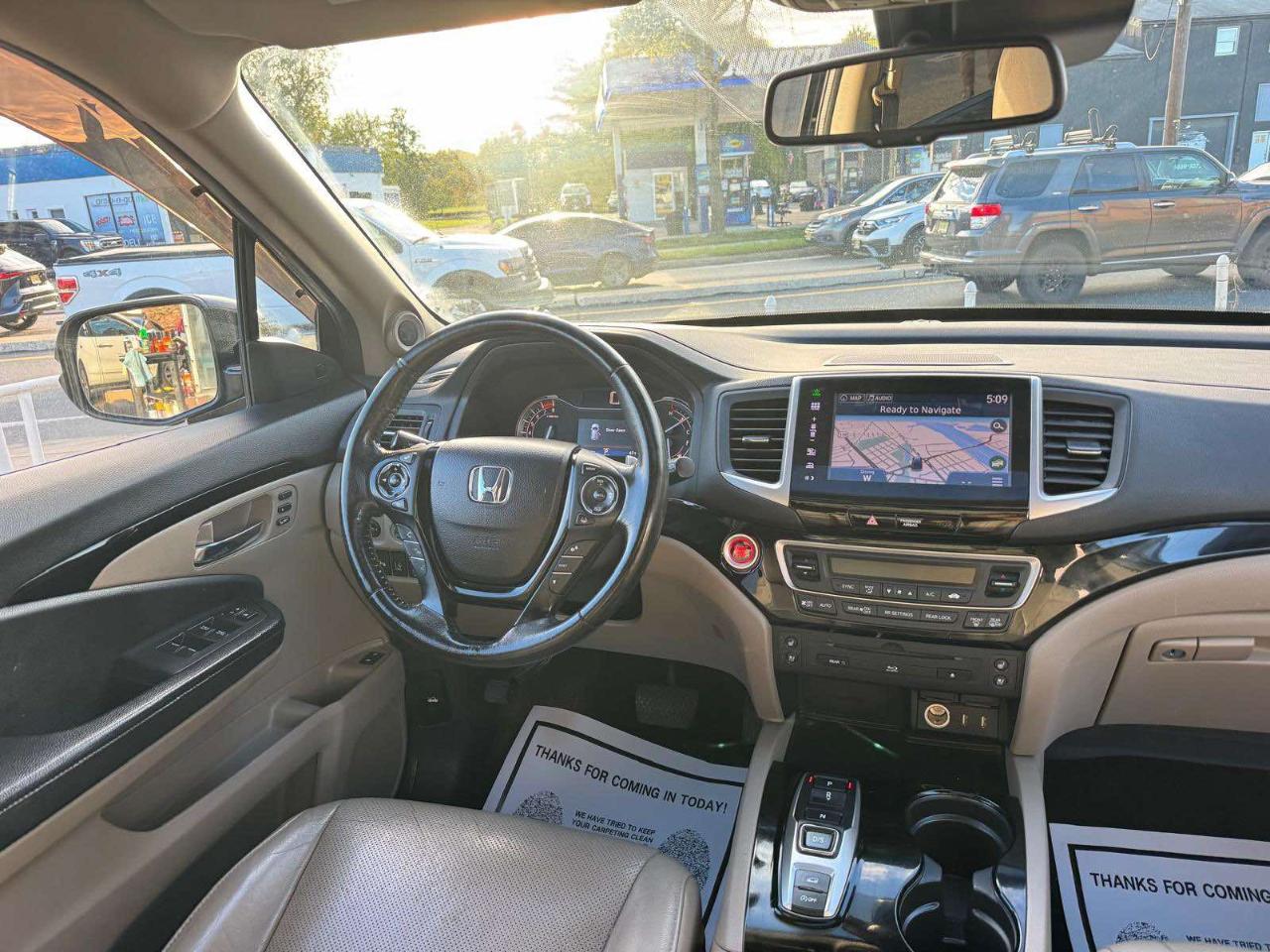 Honda Pilot AWD 4dr Elite w/RES & Navi 2016