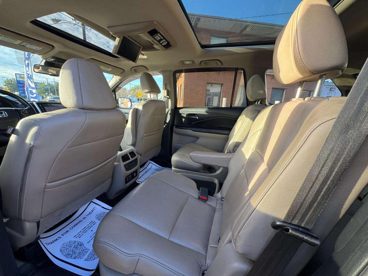 Honda Pilot AWD 4dr Elite w/RES & Navi 2016