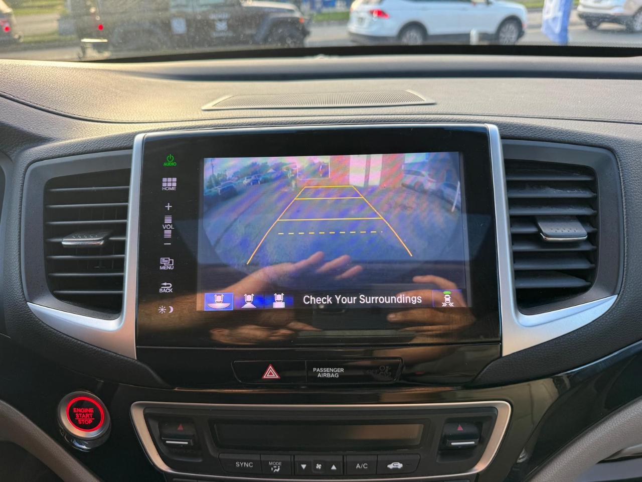 Honda Pilot AWD 4dr Elite w/RES & Navi 2016