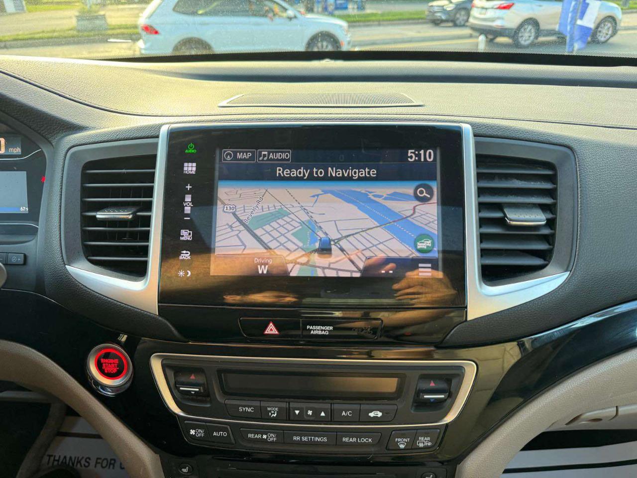 Honda Pilot AWD 4dr Elite w/RES & Navi 2016