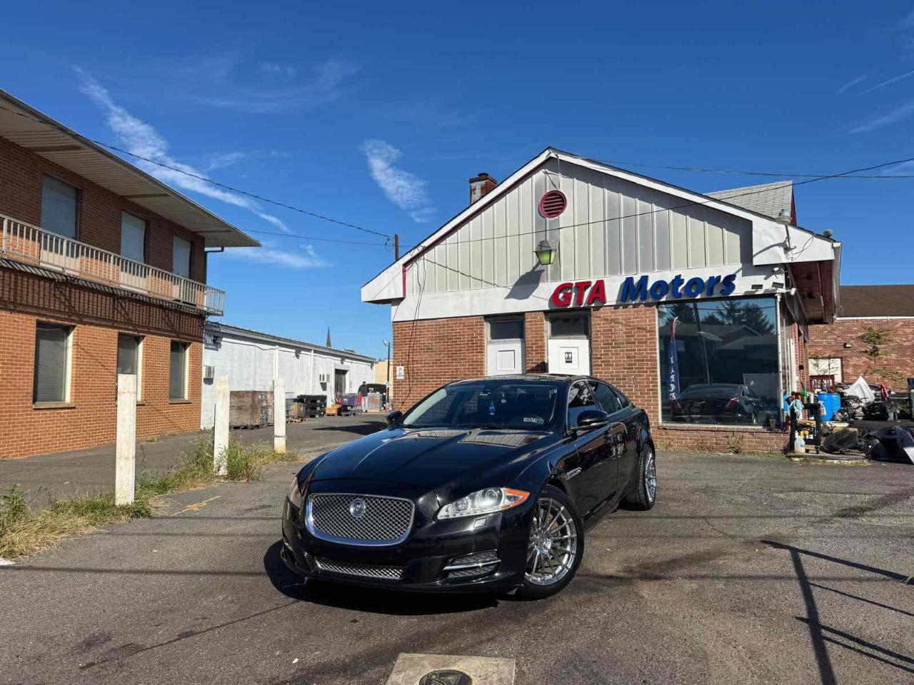 Jaguar XJ 4dr Sdn XJL 2012