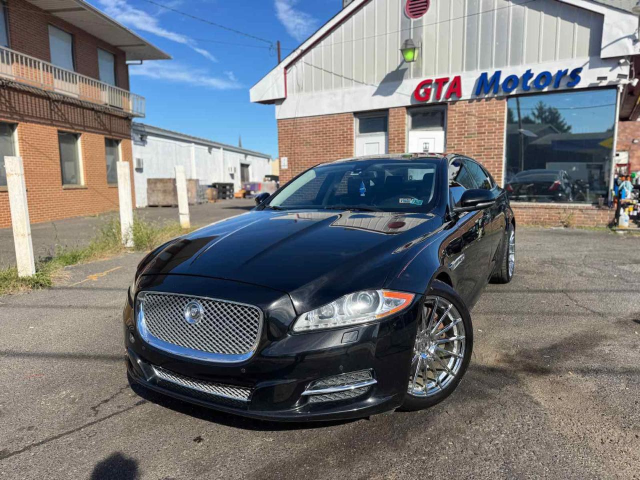 Jaguar XJ 4dr Sdn XJL 2012