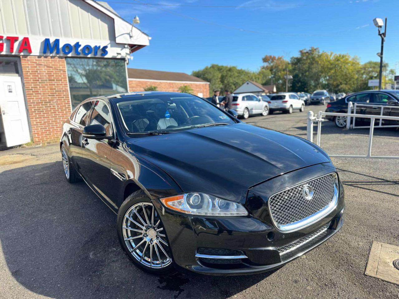 Jaguar XJ 4dr Sdn XJL 2012