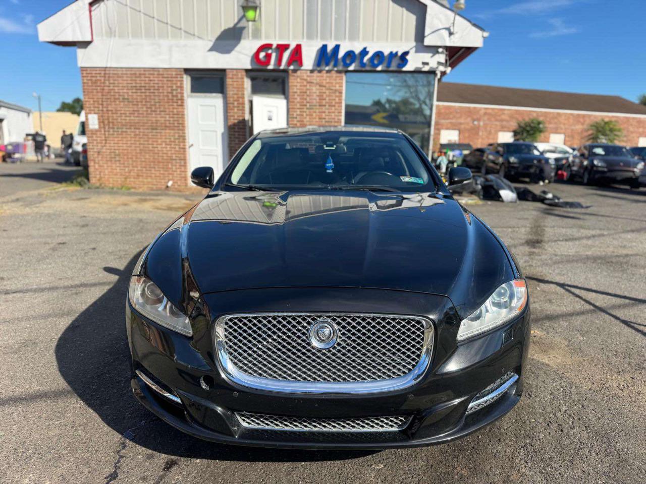 Jaguar XJ 4dr Sdn XJL 2012