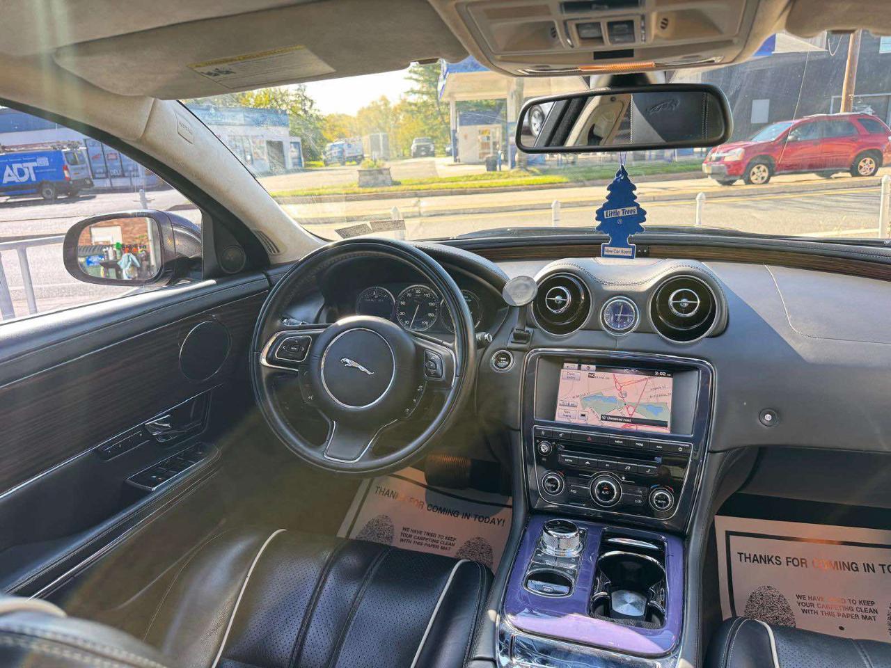 Jaguar XJ 4dr Sdn XJL 2012