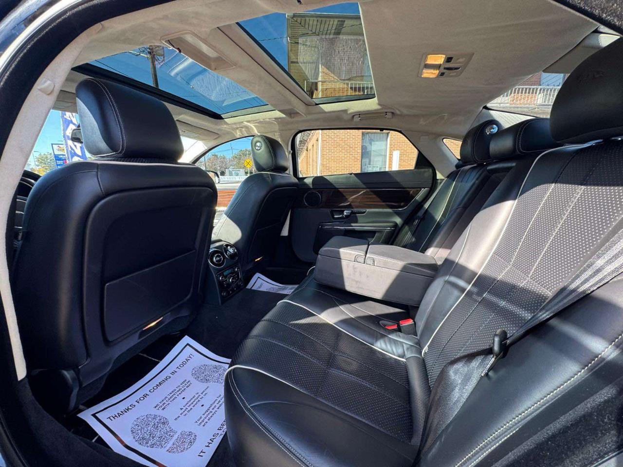 Jaguar XJ 4dr Sdn XJL 2012
