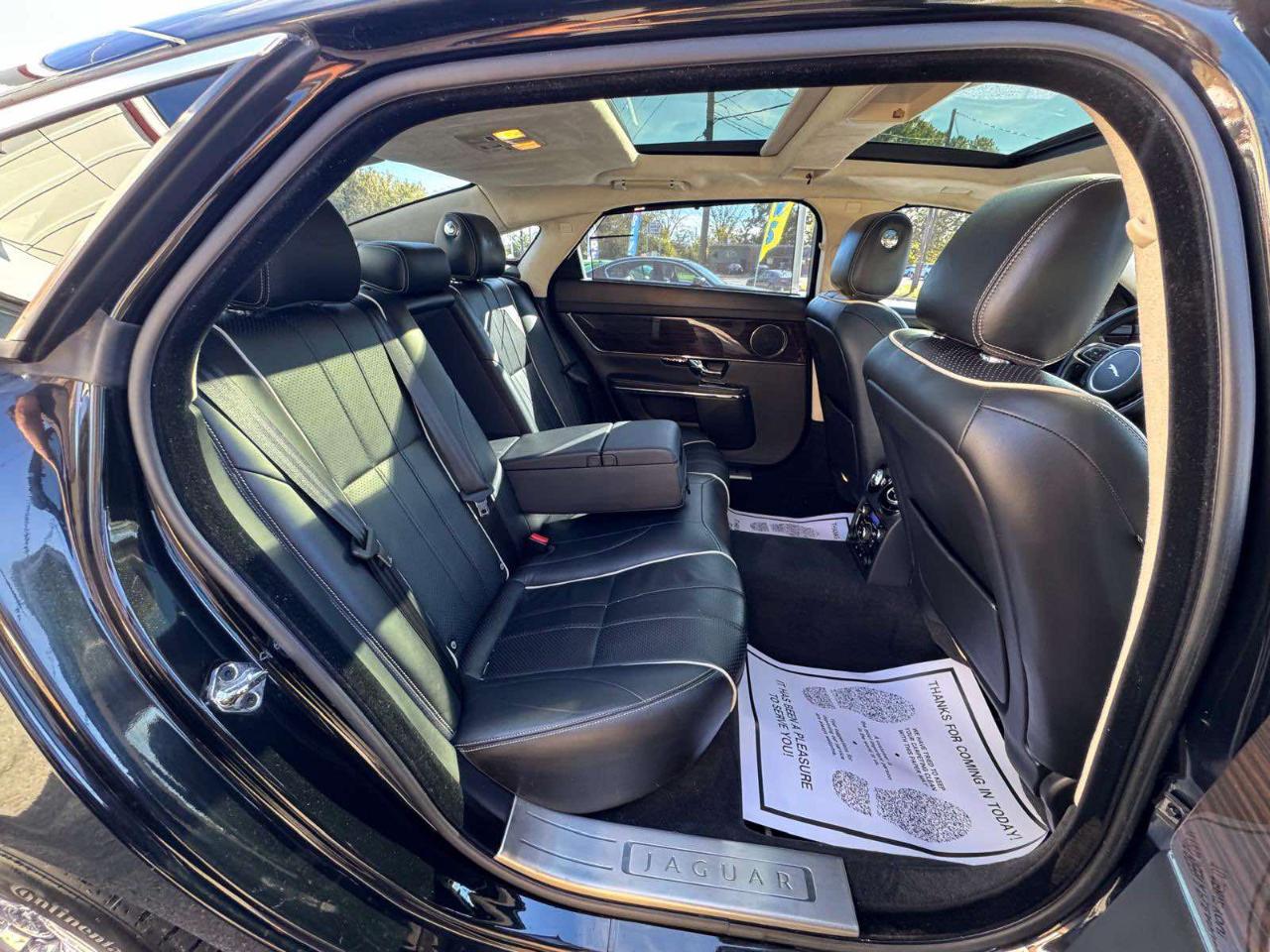Jaguar XJ 4dr Sdn XJL 2012