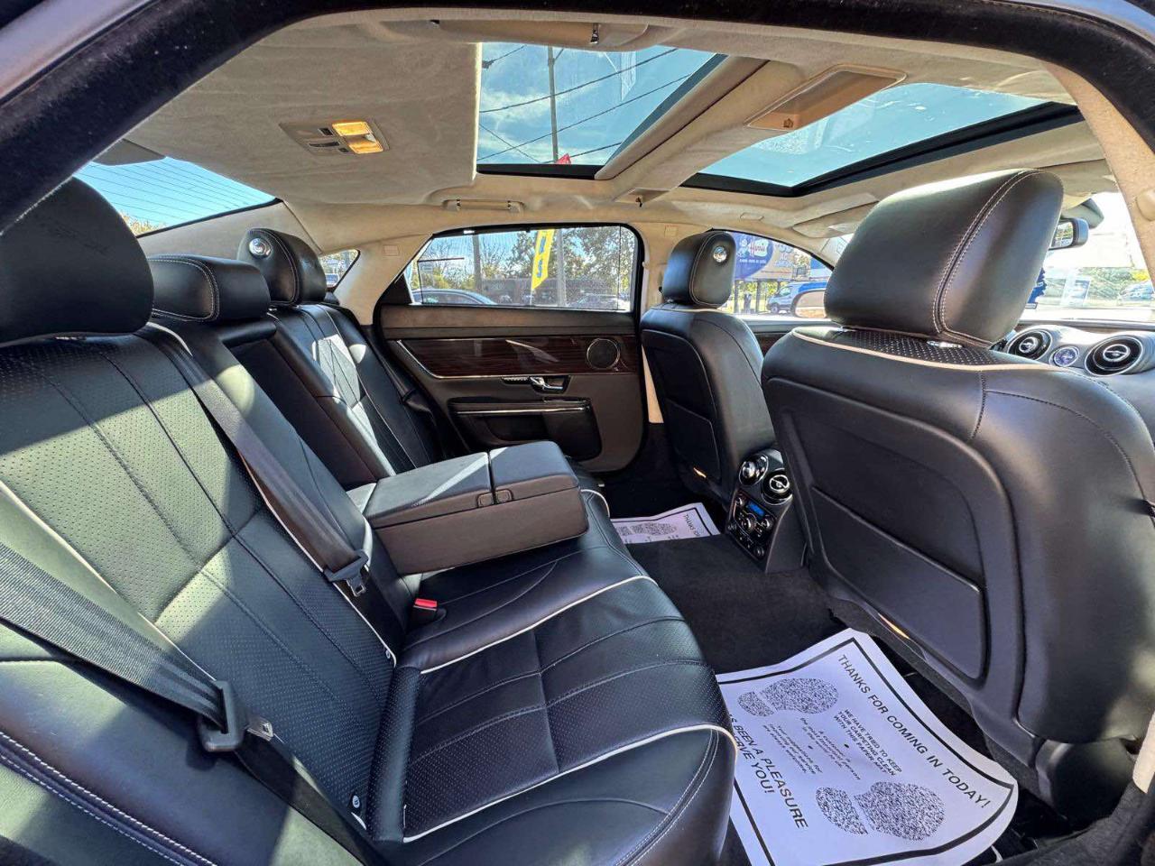 Jaguar XJ 4dr Sdn XJL 2012