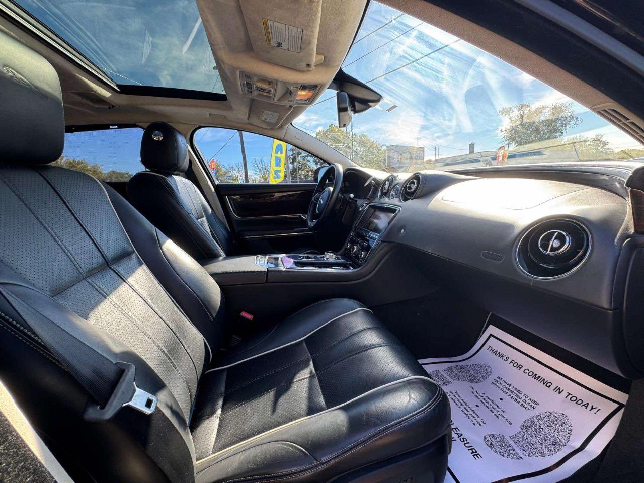 Jaguar XJ 4dr Sdn XJL 2012