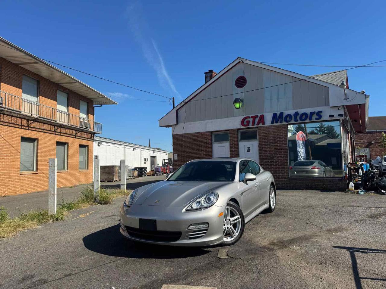 Porsche Panamera 4dr HB 2012