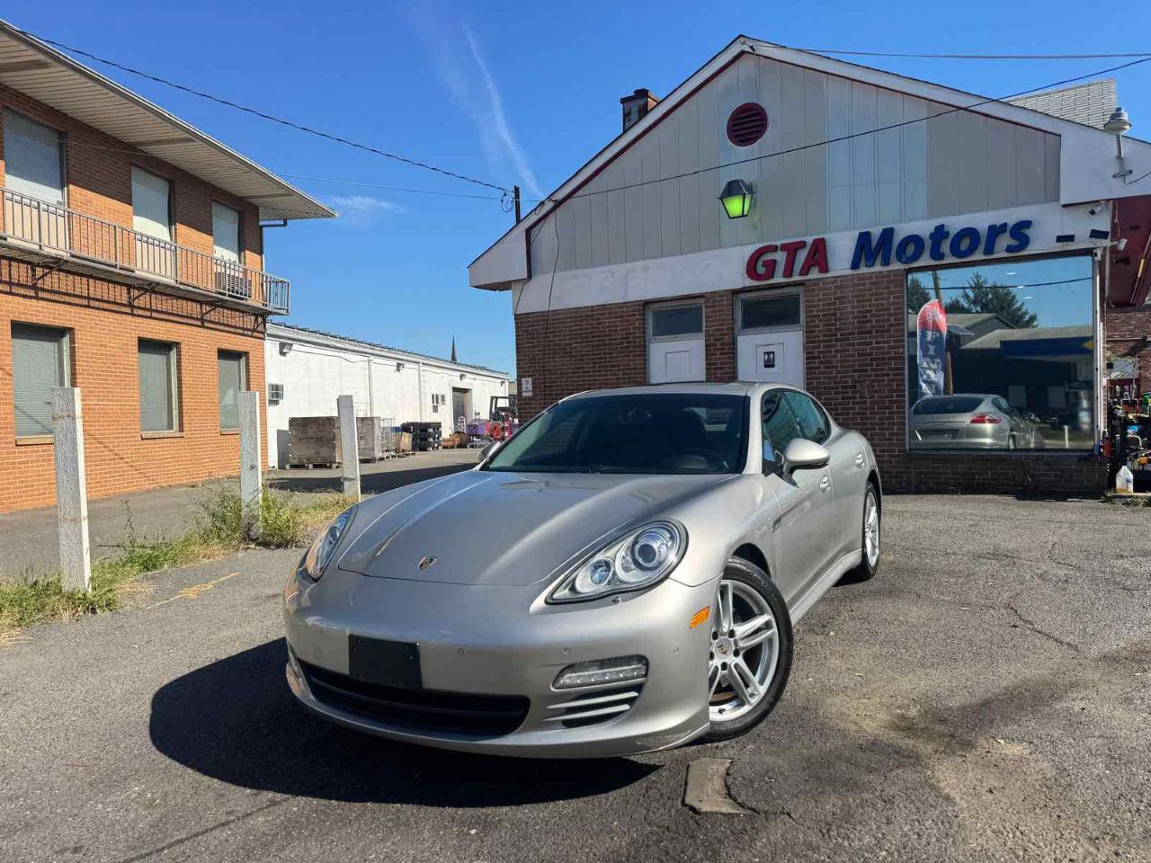 Porsche Panamera 4dr HB 2012