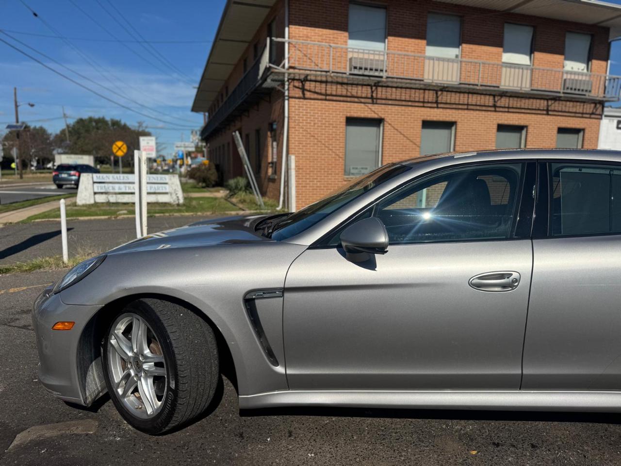 Porsche Panamera 4dr HB 2012