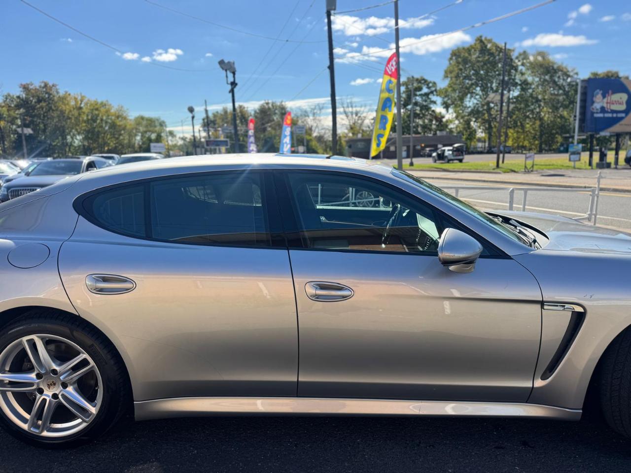 Porsche Panamera 4dr HB 2012