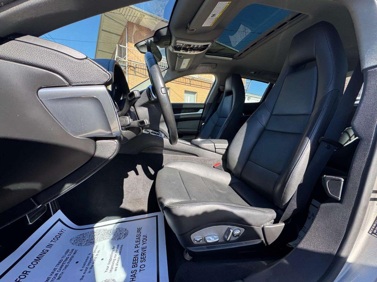 Porsche Panamera 4dr HB 2012