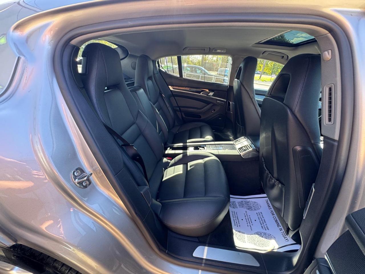 Porsche Panamera 4dr HB 2012