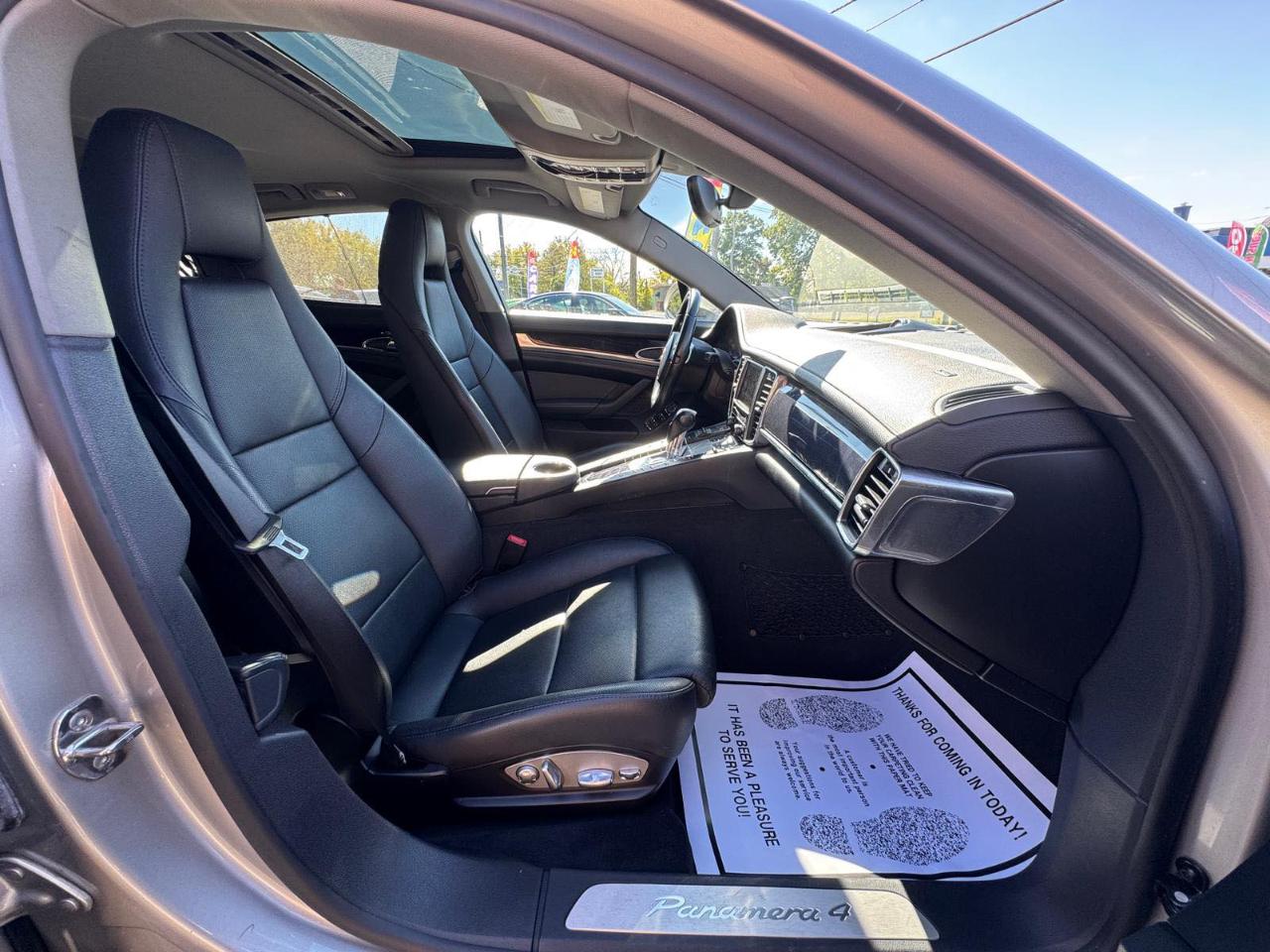 Porsche Panamera 4dr HB 2012