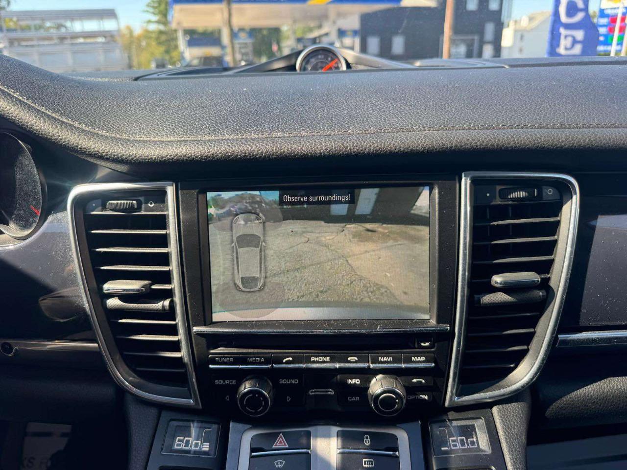 Porsche Panamera 4dr HB 2012
