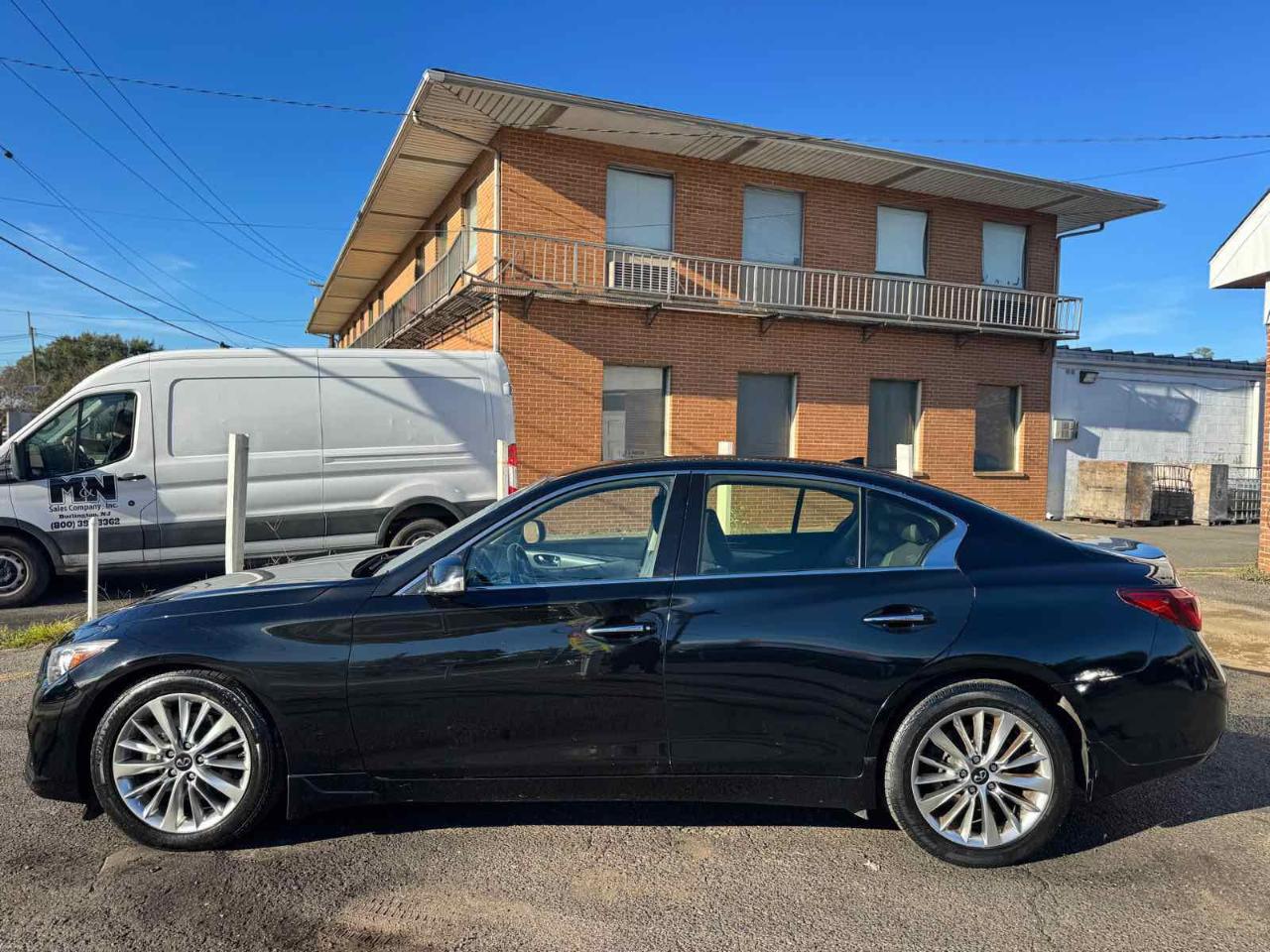 Infiniti Q50 3.0t LUXE AWD 2021