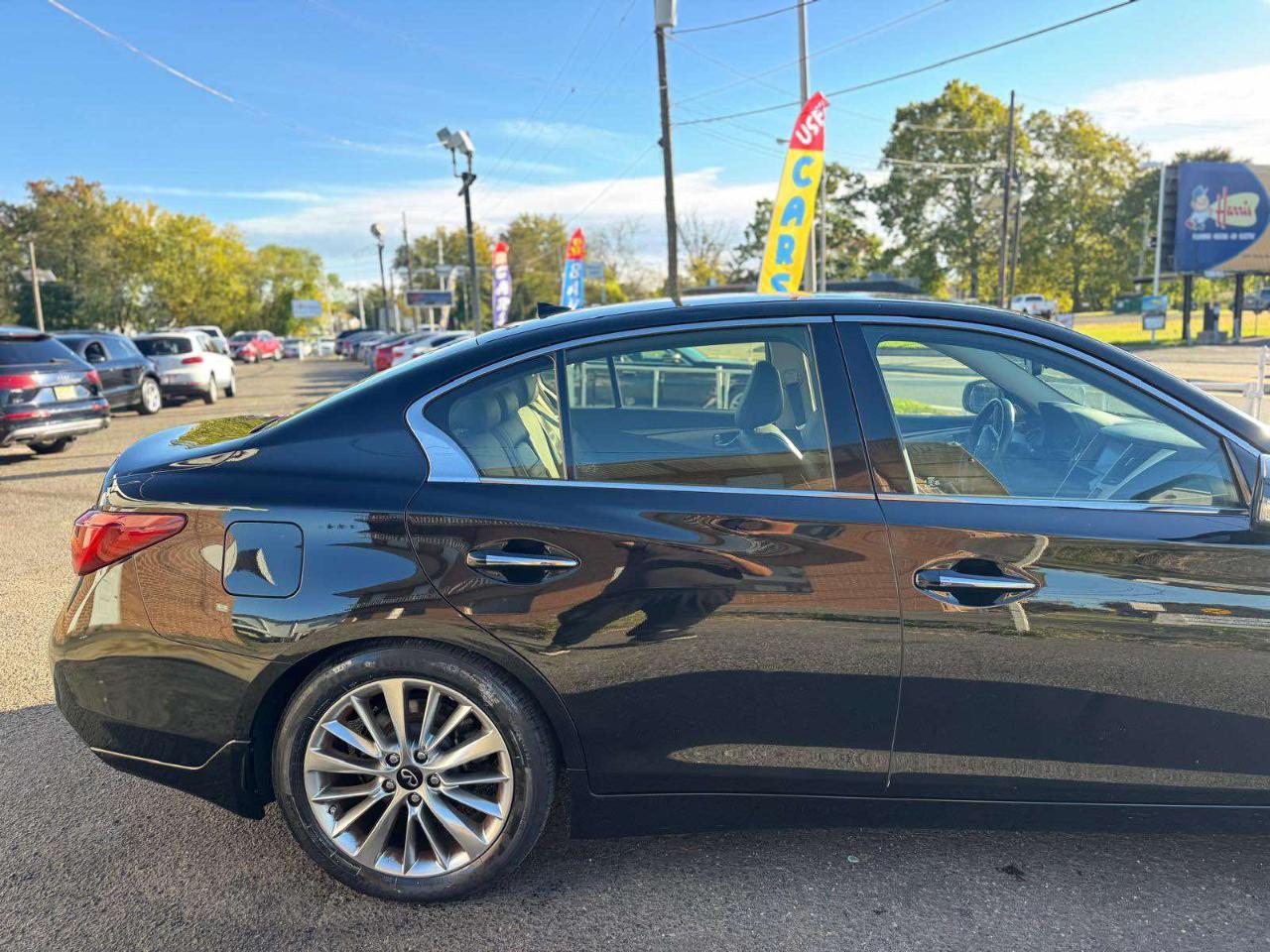 Infiniti Q50 3.0t LUXE AWD 2021