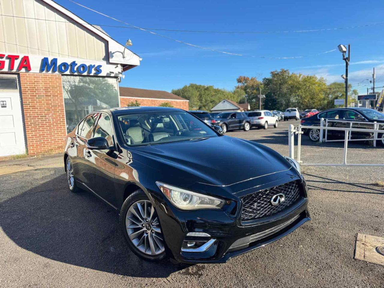 Infiniti Q50 3.0t LUXE AWD 2021