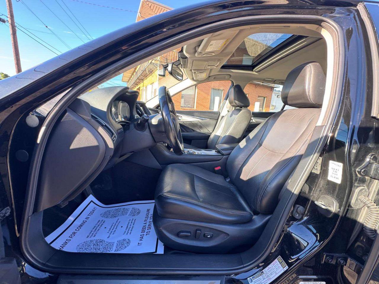 Infiniti Q50 3.0t LUXE AWD 2021