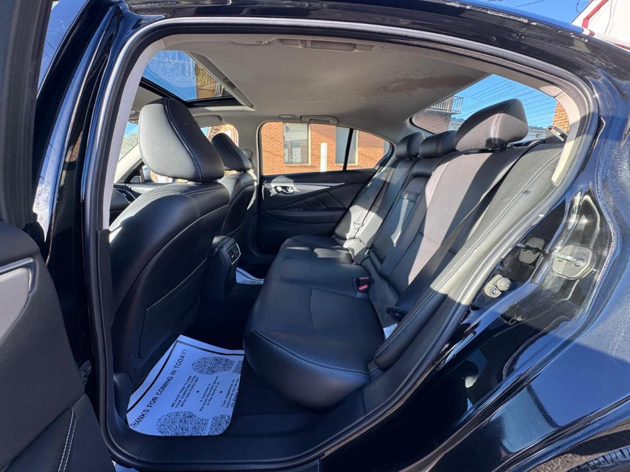 Infiniti Q50 3.0t LUXE AWD 2021