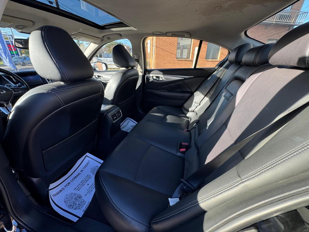 Infiniti Q50 3.0t LUXE AWD 2021