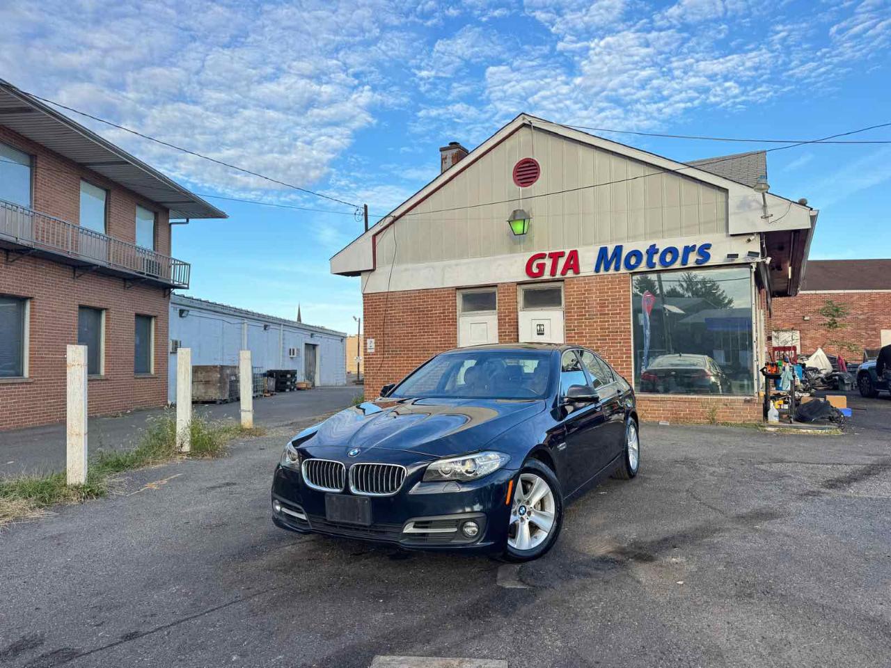 BMW 5 Series 4dr Sdn 535i xDrive AWD 2016
