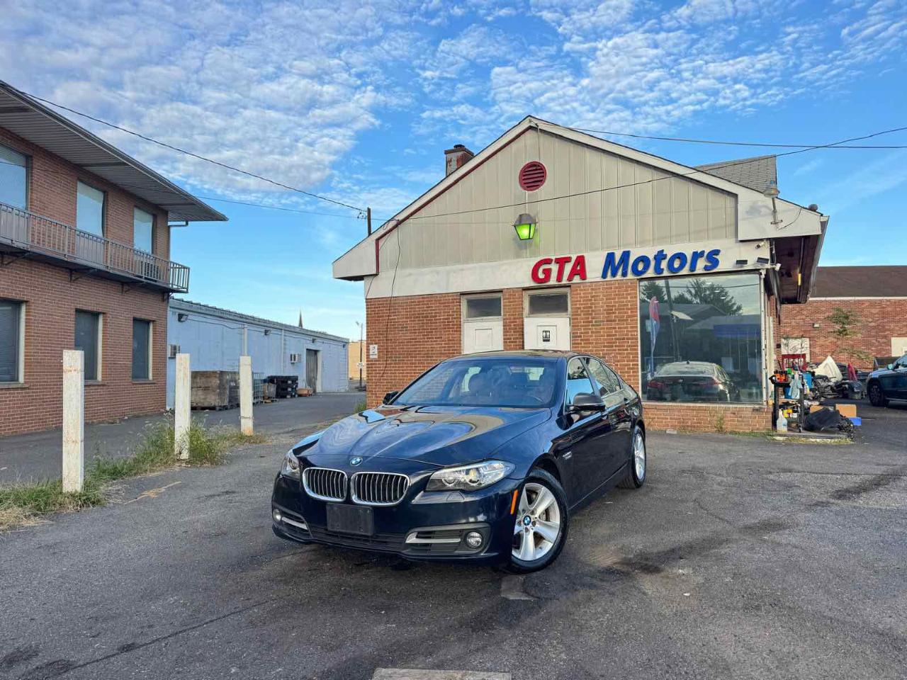 BMW 5 Series 4dr Sdn 535i xDrive AWD 2016