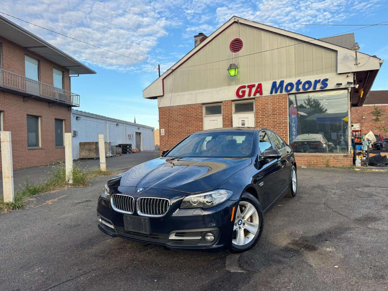 BMW 5 Series 4dr Sdn 535i xDrive AWD 2016