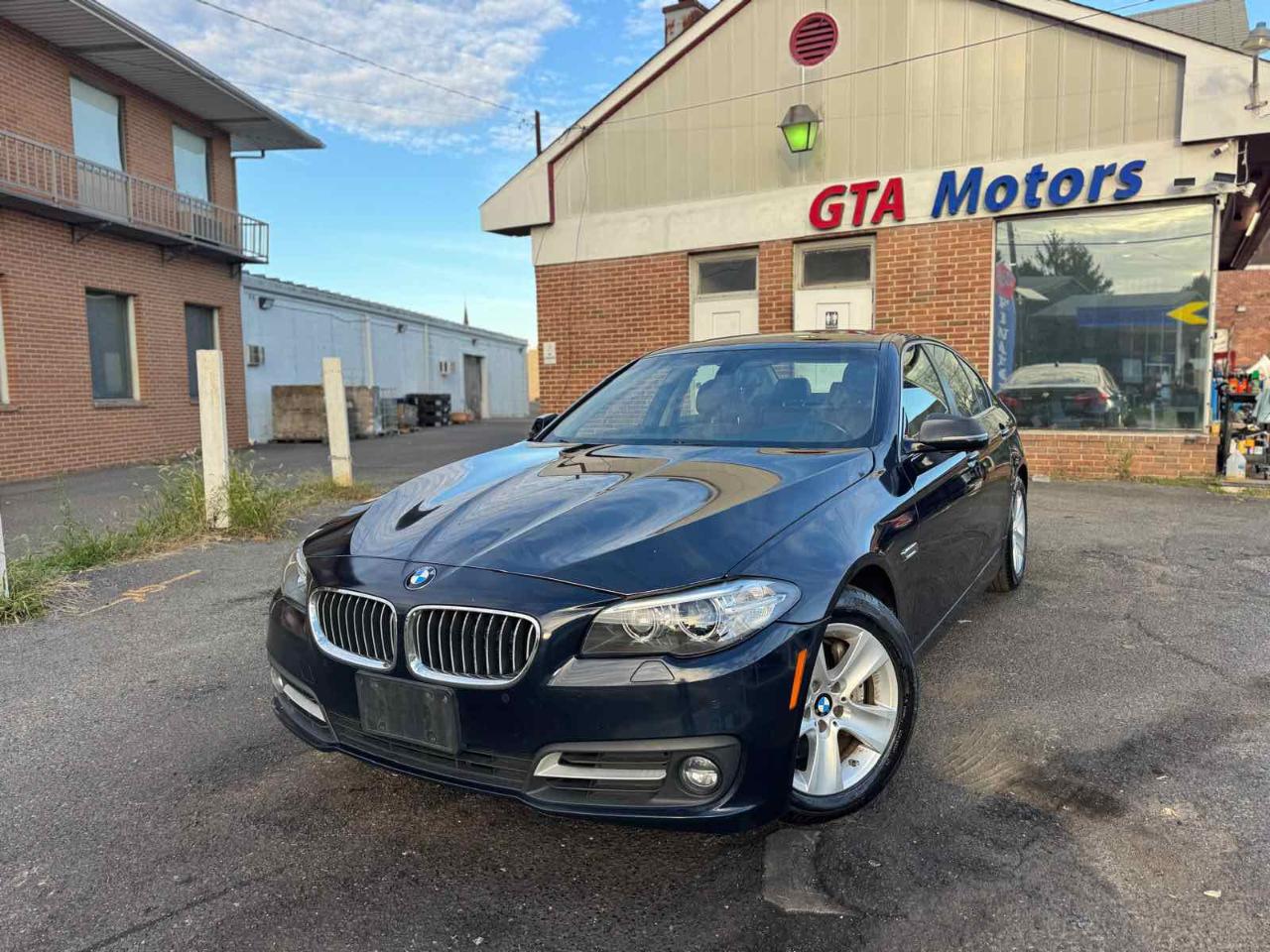 BMW 5 Series 4dr Sdn 535i xDrive AWD 2016