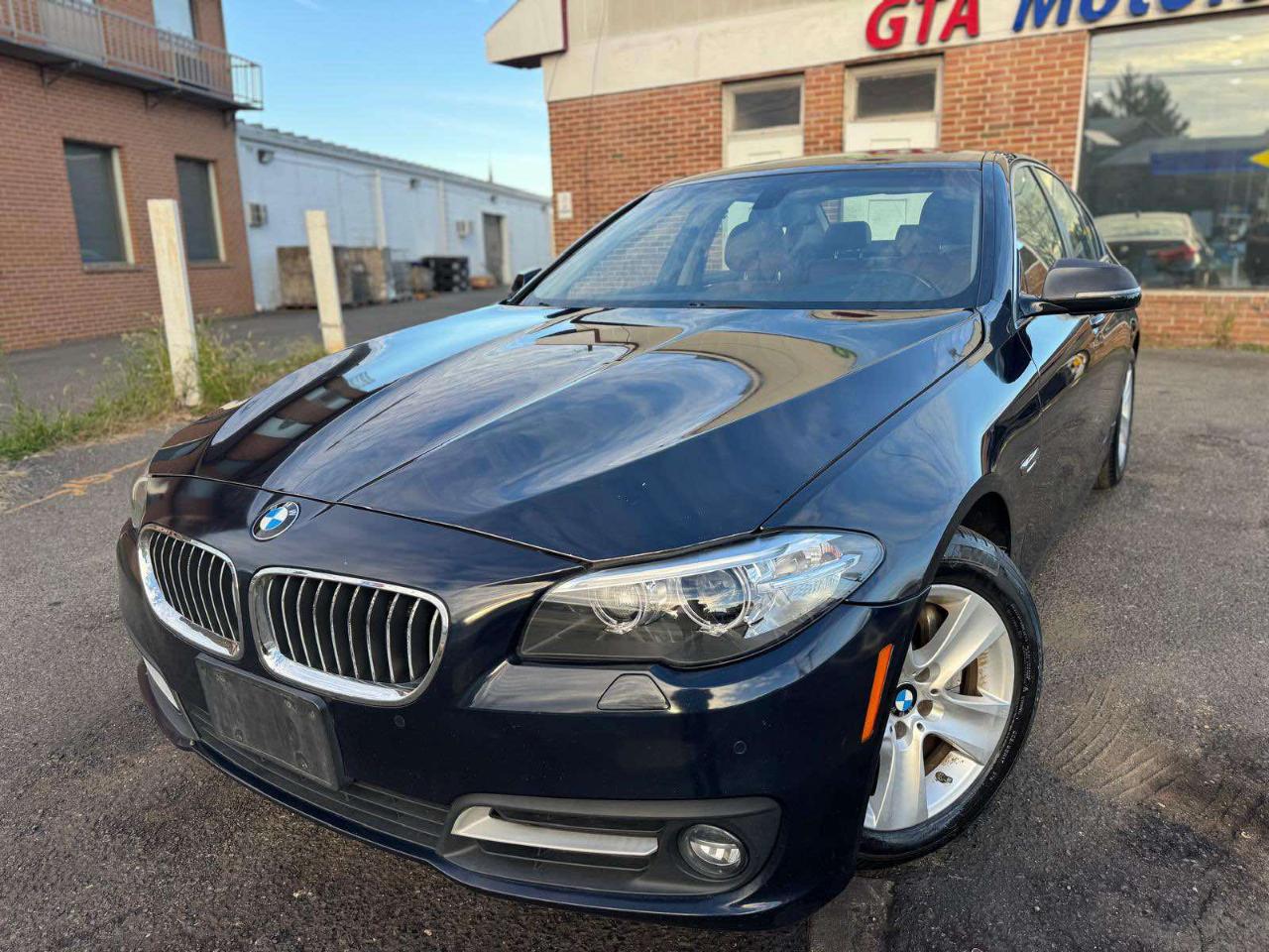 BMW 5 Series 4dr Sdn 535i xDrive AWD 2016