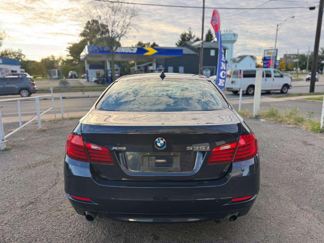 BMW 5 Series 4dr Sdn 535i xDrive AWD 2016