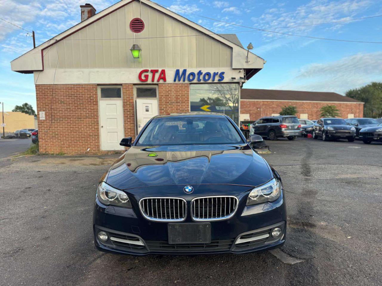 BMW 5 Series 4dr Sdn 535i xDrive AWD 2016